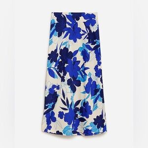Gwyneth slip skirt in painted floral